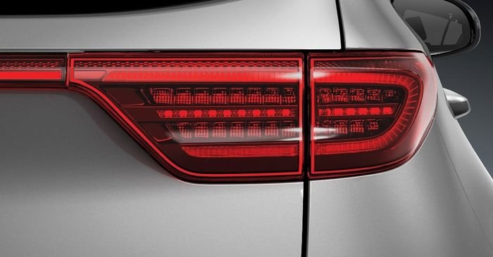 صورة المصابيح الخلفية لسيارة كيا سبورتاج 2022