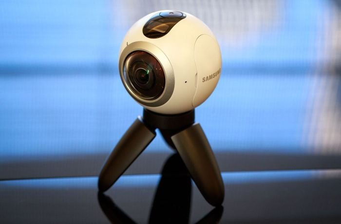 Samsung Gear 360 Camera 2016 model