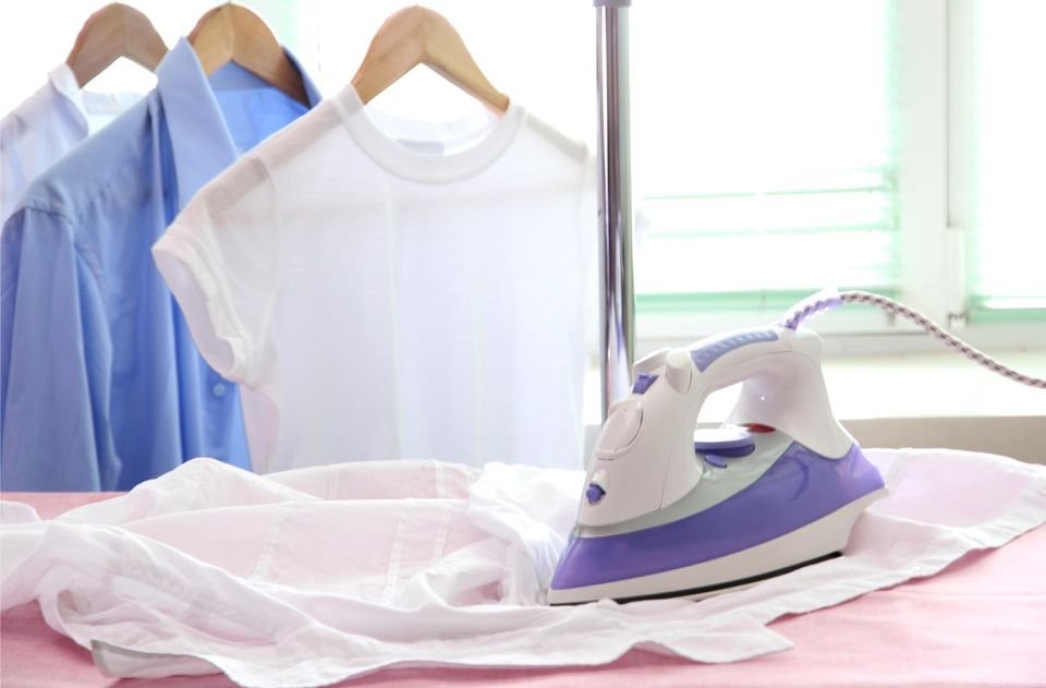 How to Iron Clothes. 