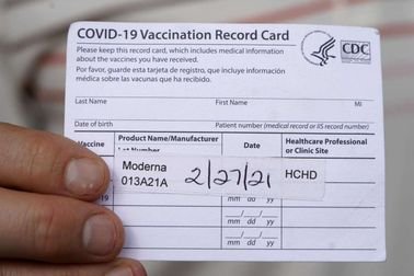 Covid vaccination card for sale 