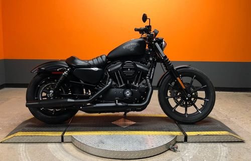 2017 Harley-Davidson Sportster 883 Iron  whatzapp +971,543,681,884
