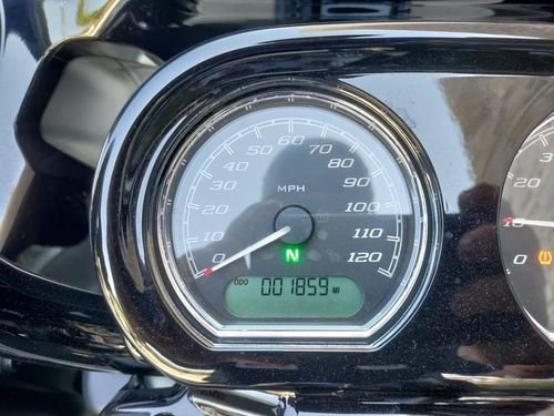   2022 Harley-Davidson FLTRXS Road Glide whazapp   (+971,545,7731,42)