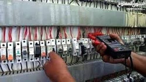 كهربائي منازل متجول في عمان للصيانة واصلاح اعطال الكهرباء 