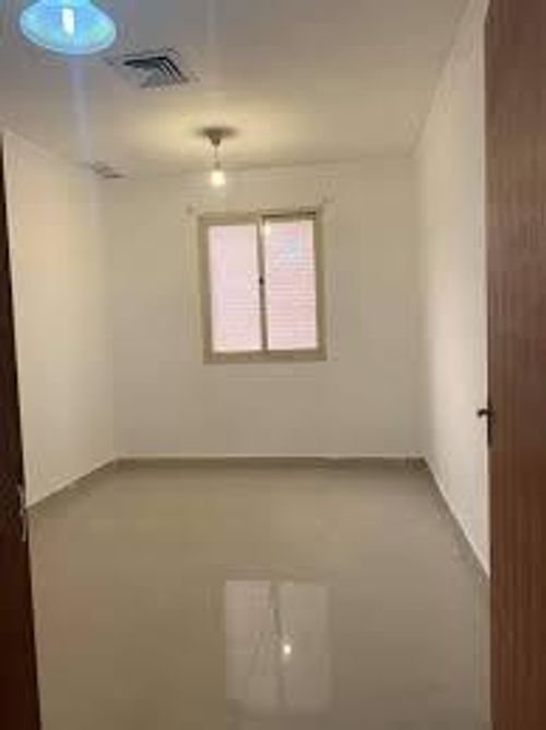 One spacious room with separate bathroom