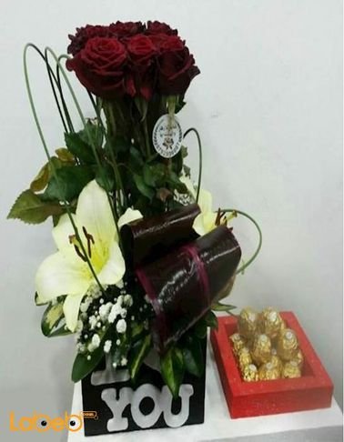 Flower bouquet - laly red rose Dutch Green with Ferrero Rocher