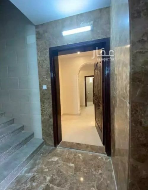 Apartment for sale in Madinah, Shaza district, 4 rooms, 180 m²