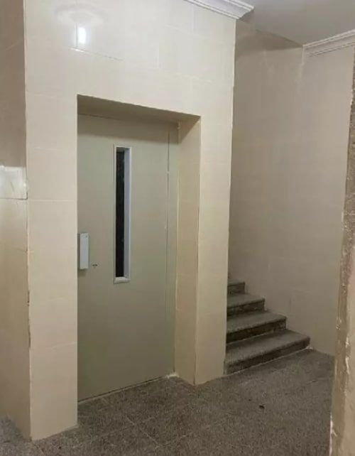 Residential commercial building for sale in Jeddah, Al Rawabi District, 620 square meters