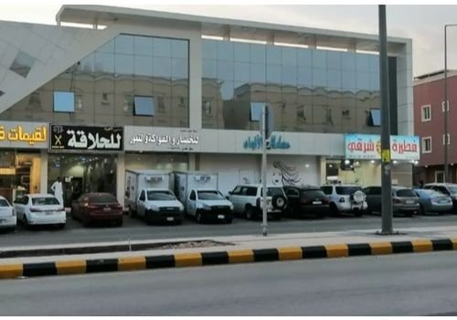 Commercial and residential building for sale in Riyadh, Al-Yasmeen District, square 16, 2312 m²