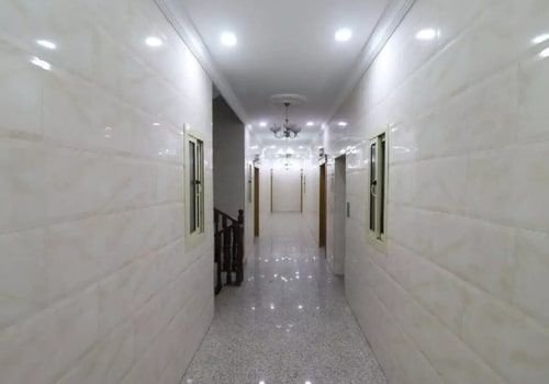 Building for sale in the honorable Jeddah of Al-Rehab District, 870 square meters, 4 floors