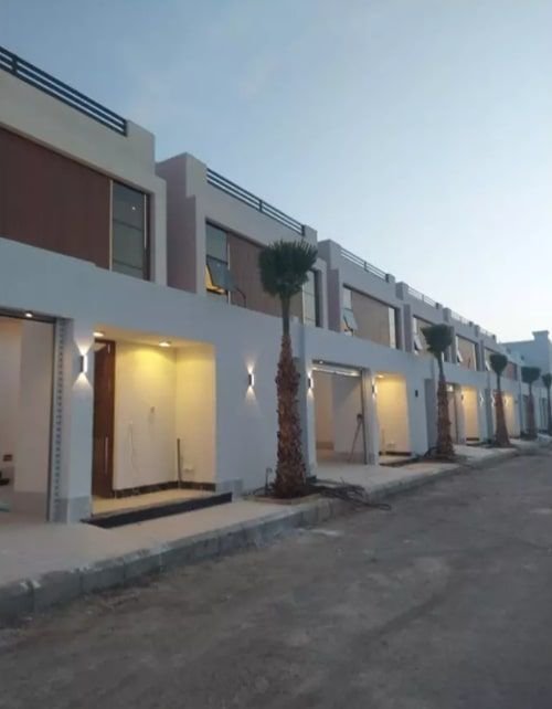 Luxury villa for sale in Jeddah, Al Rahmaniyah District, 300 square meters, 6 rooms