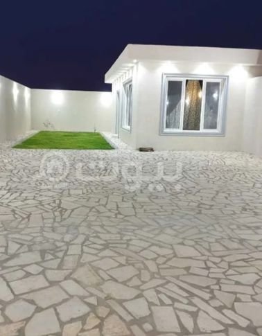 Two chalets for sale in Al-Naqeeb Buraydah, 280 square meters