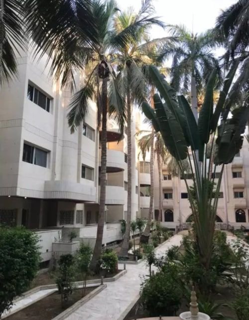 Apartment for rent in Jeddah, Al Hamra District, 5 rooms, 200 sq.m