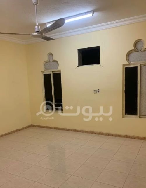 Building for rent in Dammam, Al Badia, opposite Granada Park, 5 apartments, 193 square meters