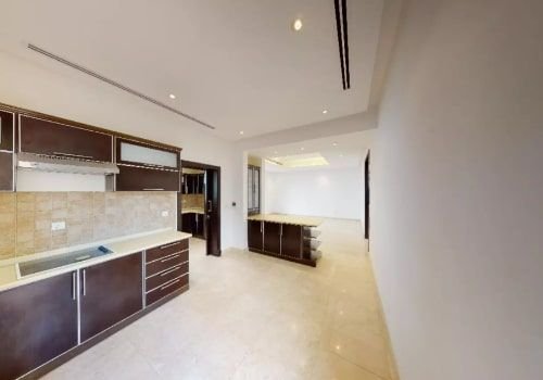 Duplex villa for rent in Jeddah, Al-Murjan District, 4 rooms, 381 square meters