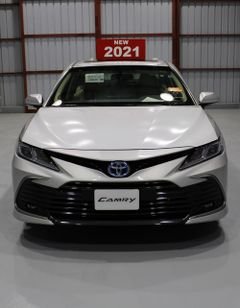 Toyota Camry GLEX Hybrid 2021 New Car, Silver