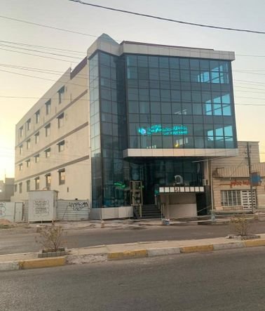 مبنى تجاري للبيع في بغداد، الكرادة، 400 متر مربع، 4 طوابق