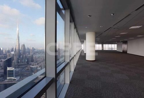 مكتب تجاري للإيجار السنوي في برج يوبورا 1، 3 طوابق كاملة، 4785 متر مربع، الخليج التجاري، دبي