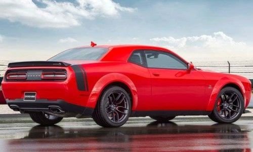 سيارة دودج تشالنجر إس أر تي هيلكات Redeye وايد بودي 2020 جديدة للبيع، لون أحمر