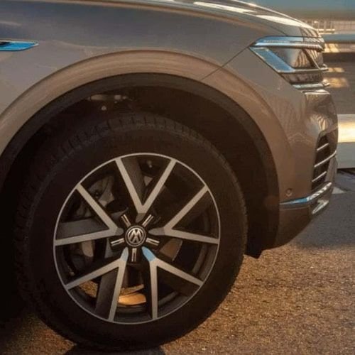 Volkswagen Touareg Highline 2020 New Car, 6 Cylinder, White