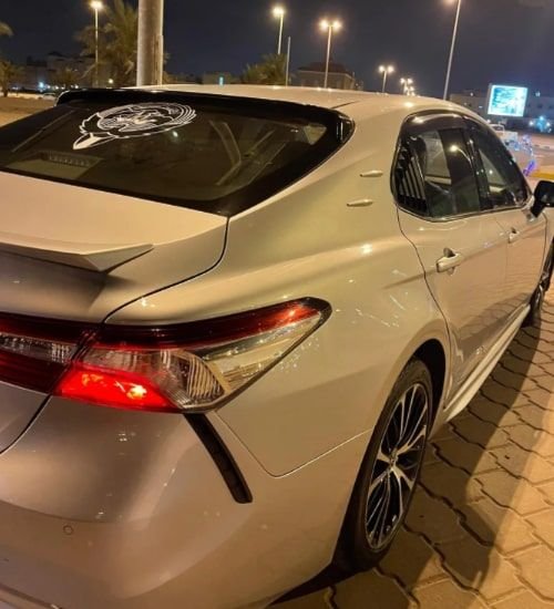 Toyota Camry SE 2019 Used Car, 4 Cylinder, Silver
