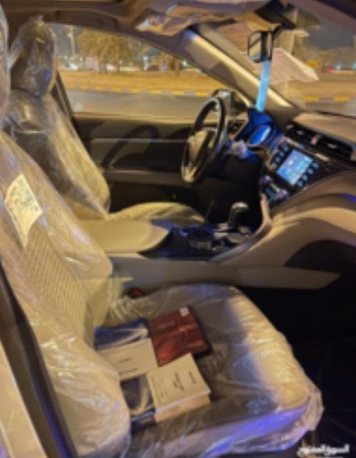سيارة تويوتا كامري SE 2019 مستعملة، 4 اسطوانات، فضي