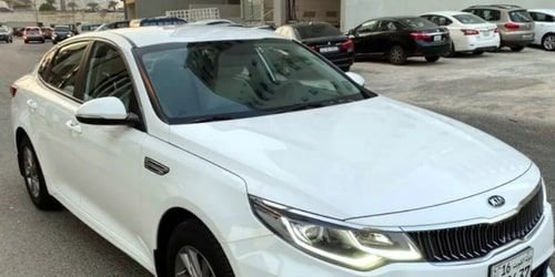 سيارة كيا اوبتيما 2020 للإيجار الشهري، أبيض