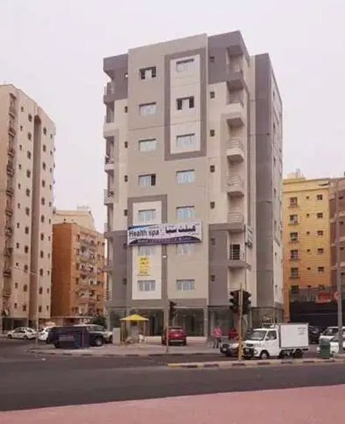 Building With Shops For Sale in Salmiya, 770 SQM, 7 Floors