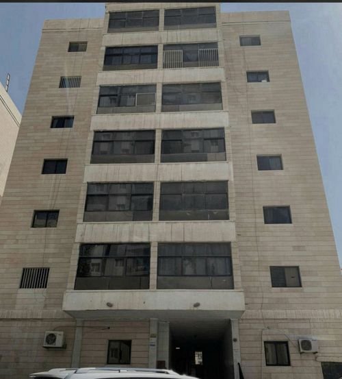 Rented Building For Sale in Hawally, 750 SQM, 6 Floors