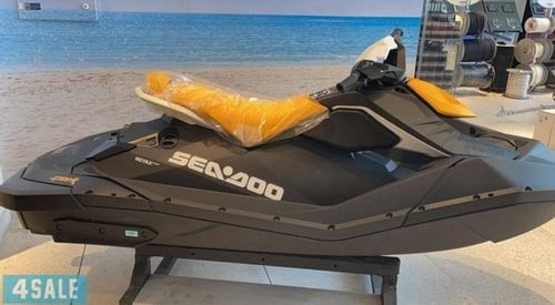 Jet Ski Seadoo Spark 2021, Black Yellow