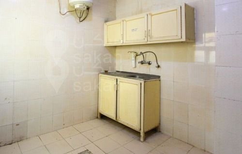 Building For Monthly Rent in Mahboula, 5 Floors, 22 Apartments